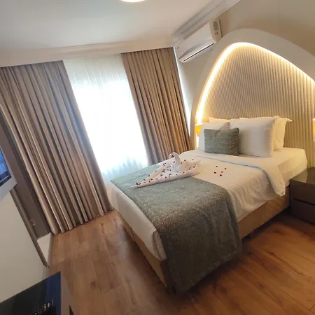 Mara Oldcity Hotel 3*