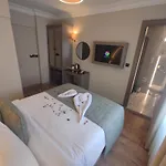 Hotel Mara Oldcity 3*