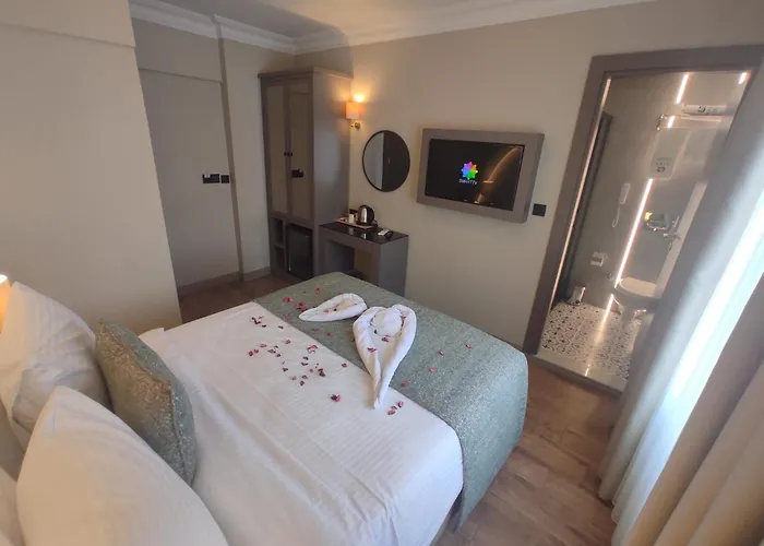 Hotel Mara Oldcity 3*