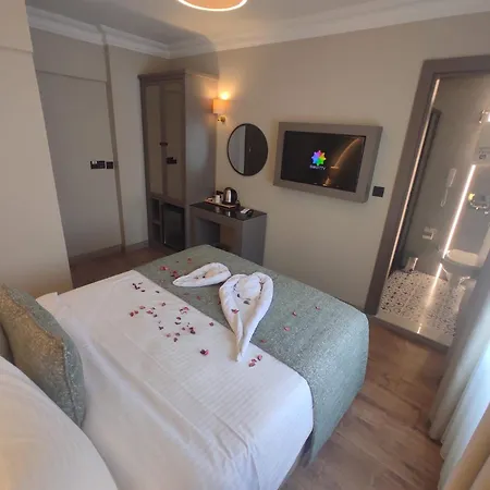 Отель Mara Oldcity 3*